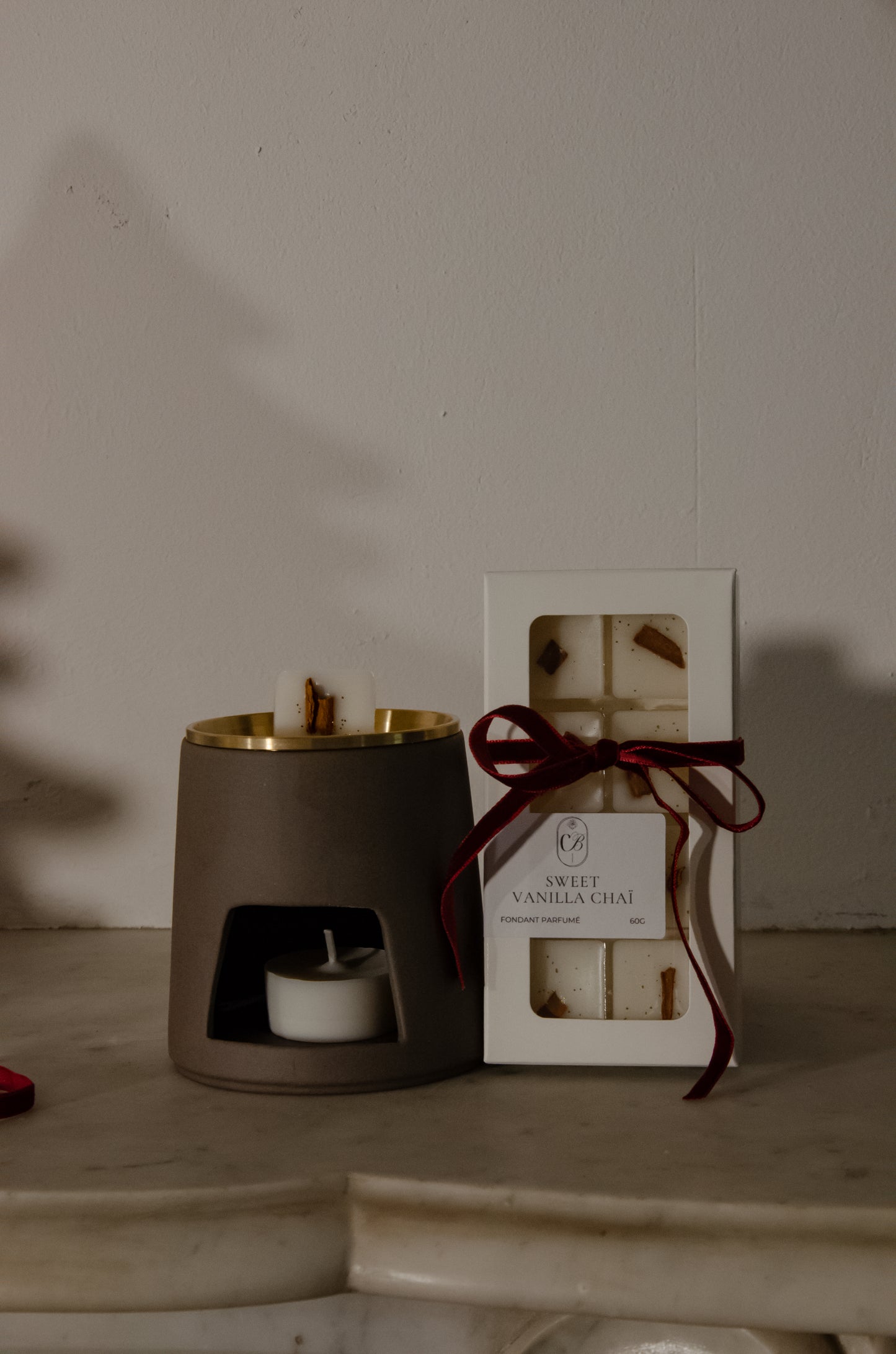 Brûle-Parfum en Céramique & Laiton