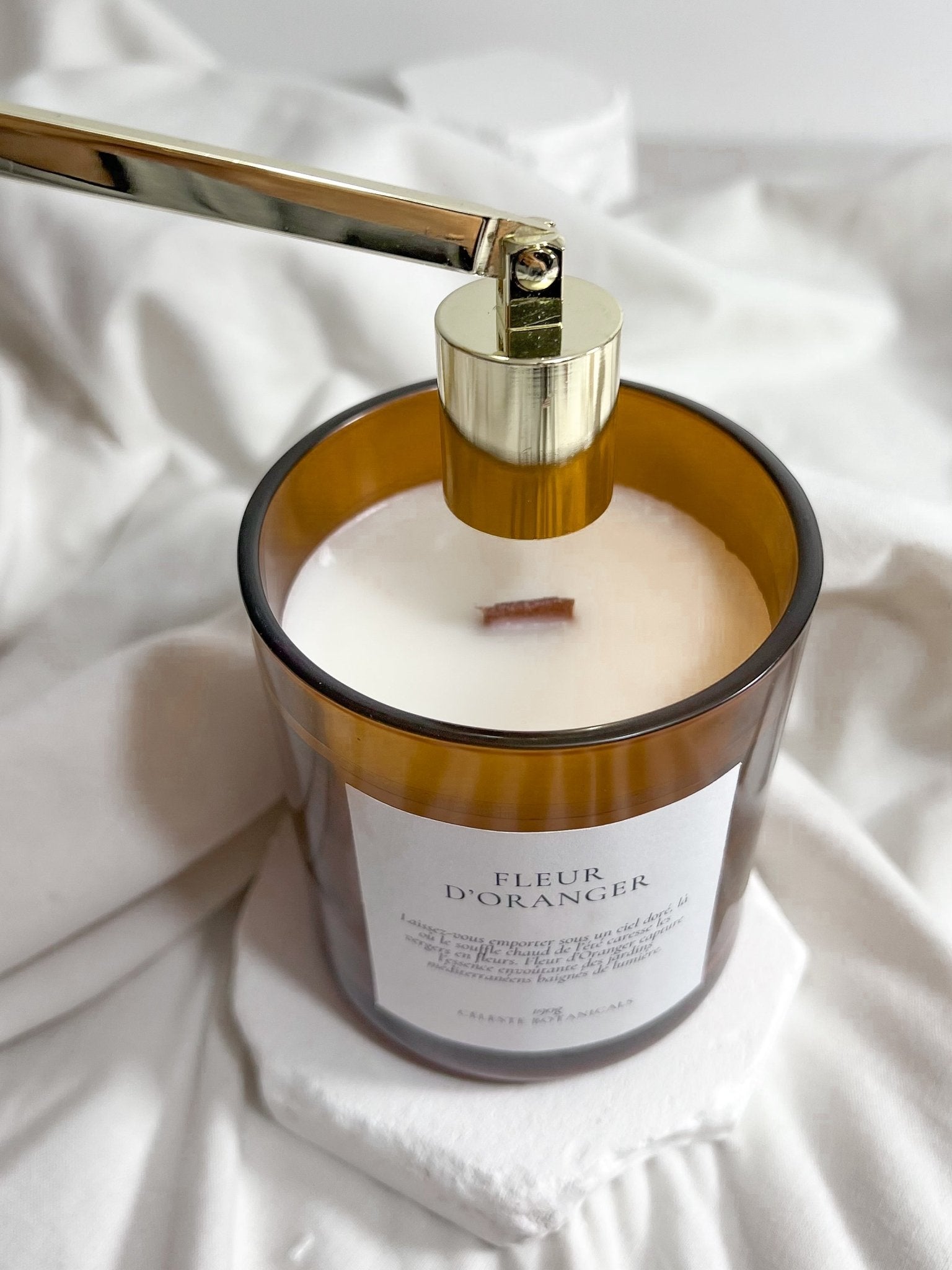 Kit Soin des Bougies – Coupe - mèche & Éteignoir dorés - Céleste Botanicals - Accessoires